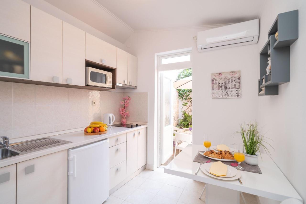 Apartment Santa ดูบรอฟนิก ภายนอก รูปภาพ